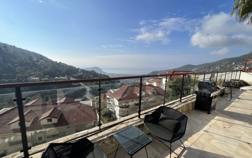 SEA VIEW VILLA WITH DETACHED POOL IN BEKTAŞ