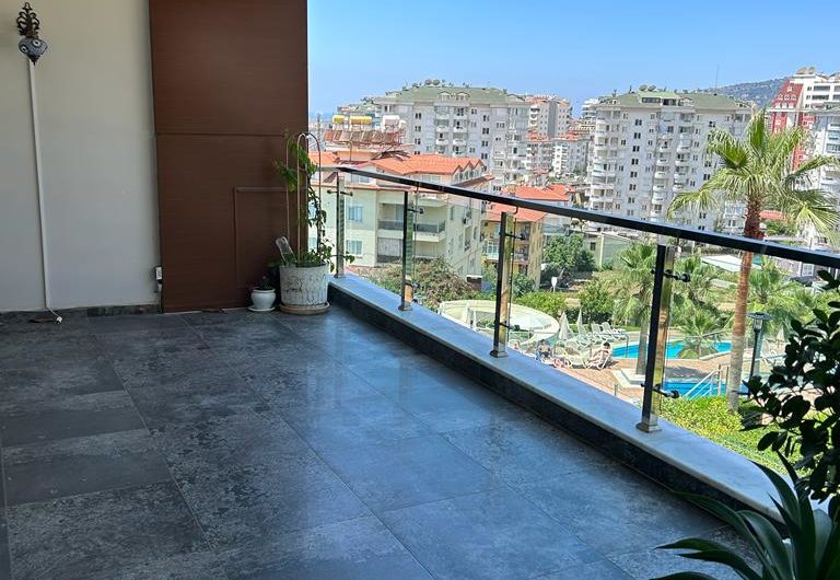 Great apartment in Cikcilli inside a complex